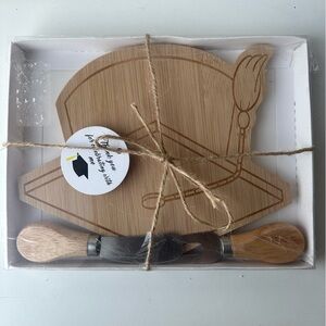 Graduation Cap Shaped Cutting Board and Cheese Knife Set Thank You Gift OS